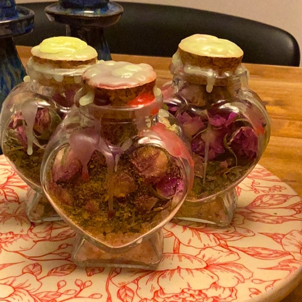 Spell jar Love intention witch jar handmade โค๏ธ๐นโจ๐ฟ๐โค๏ธ๐๐๐๐๐๐ฎ๐๐๐๐ธ - Picture 6 of 16